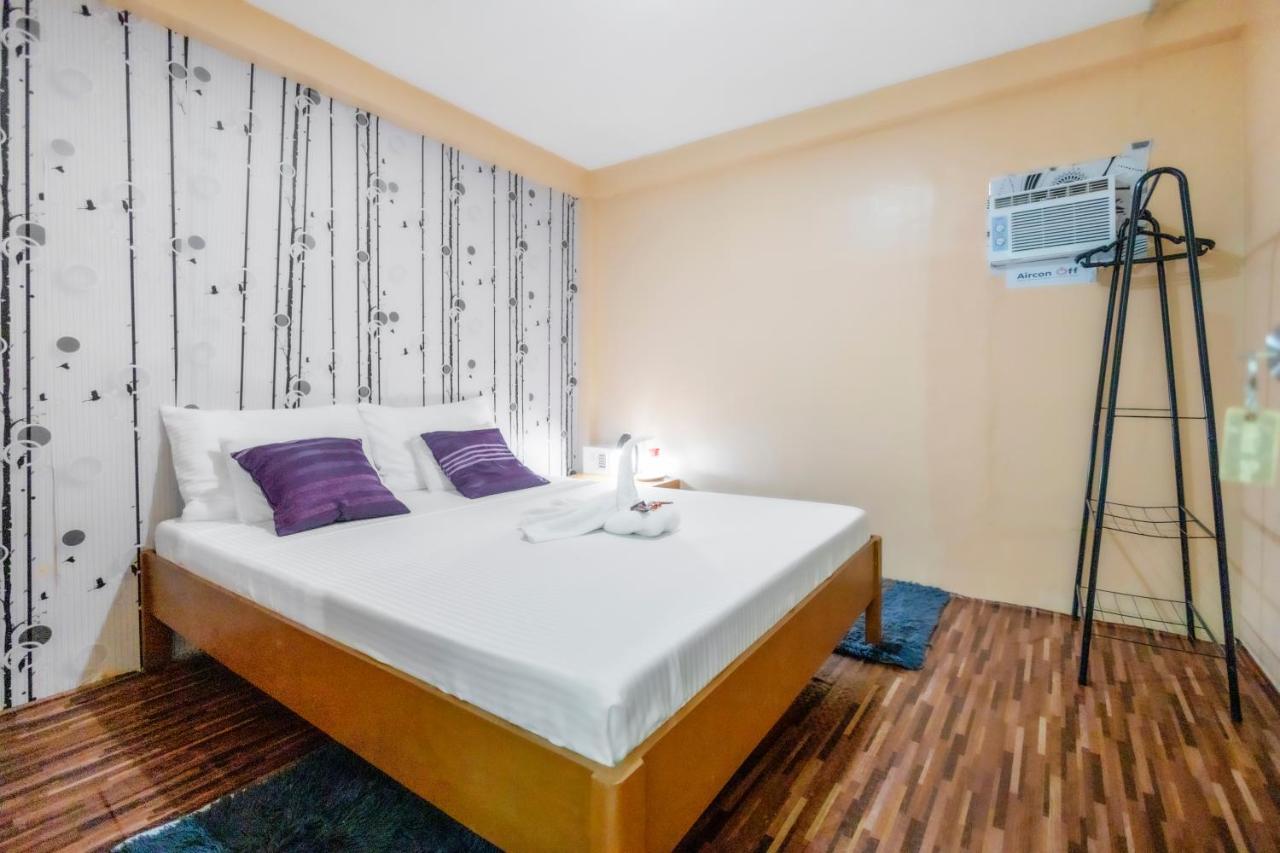 White Shamrock Beach Hotel Balabag  Buitenkant foto